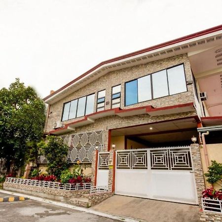 La Belladoza Near Airport Hotel Paranaque City Exterior photo