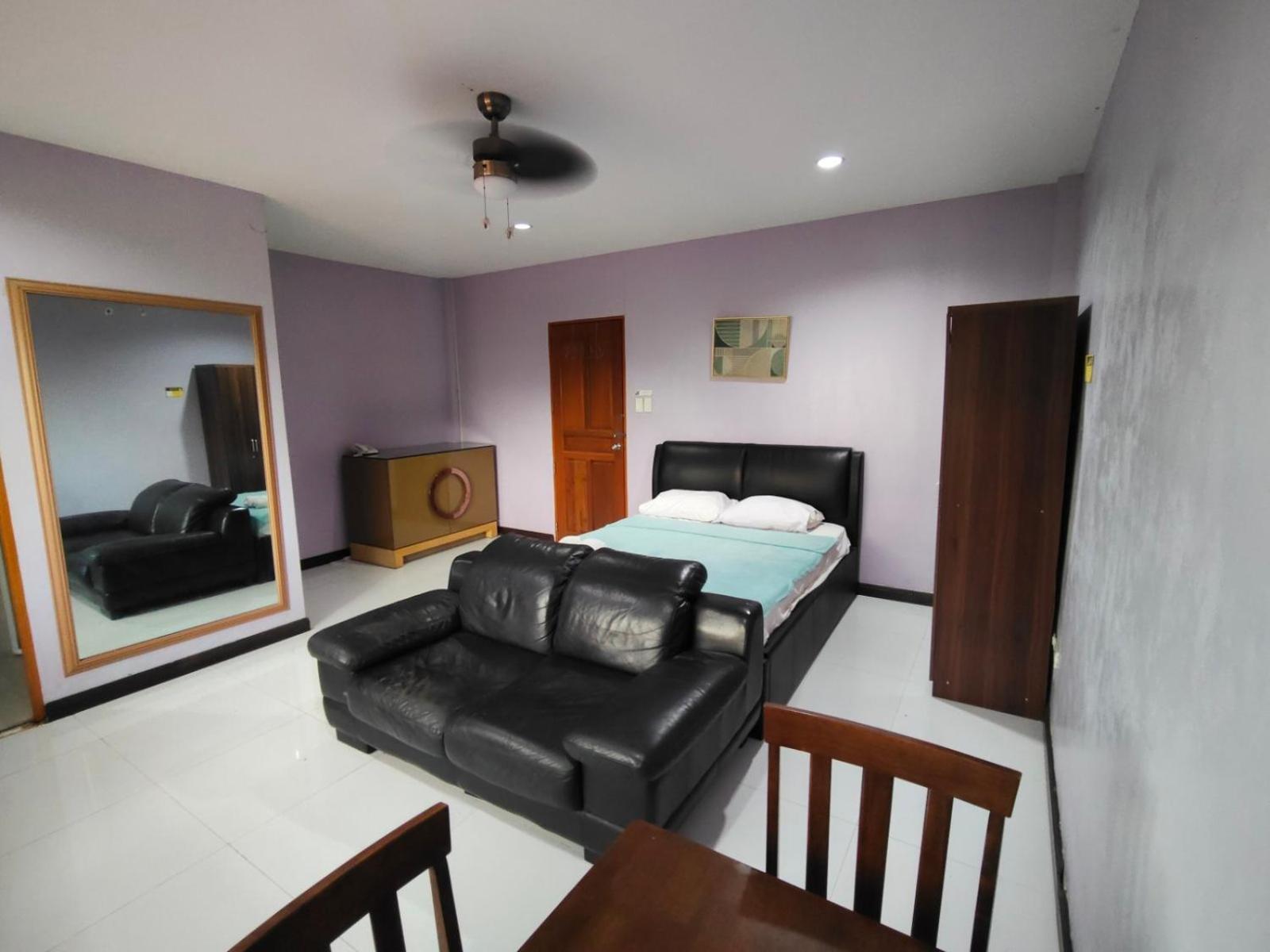 La Belladoza Near Airport Hotel Paranaque City Exterior photo