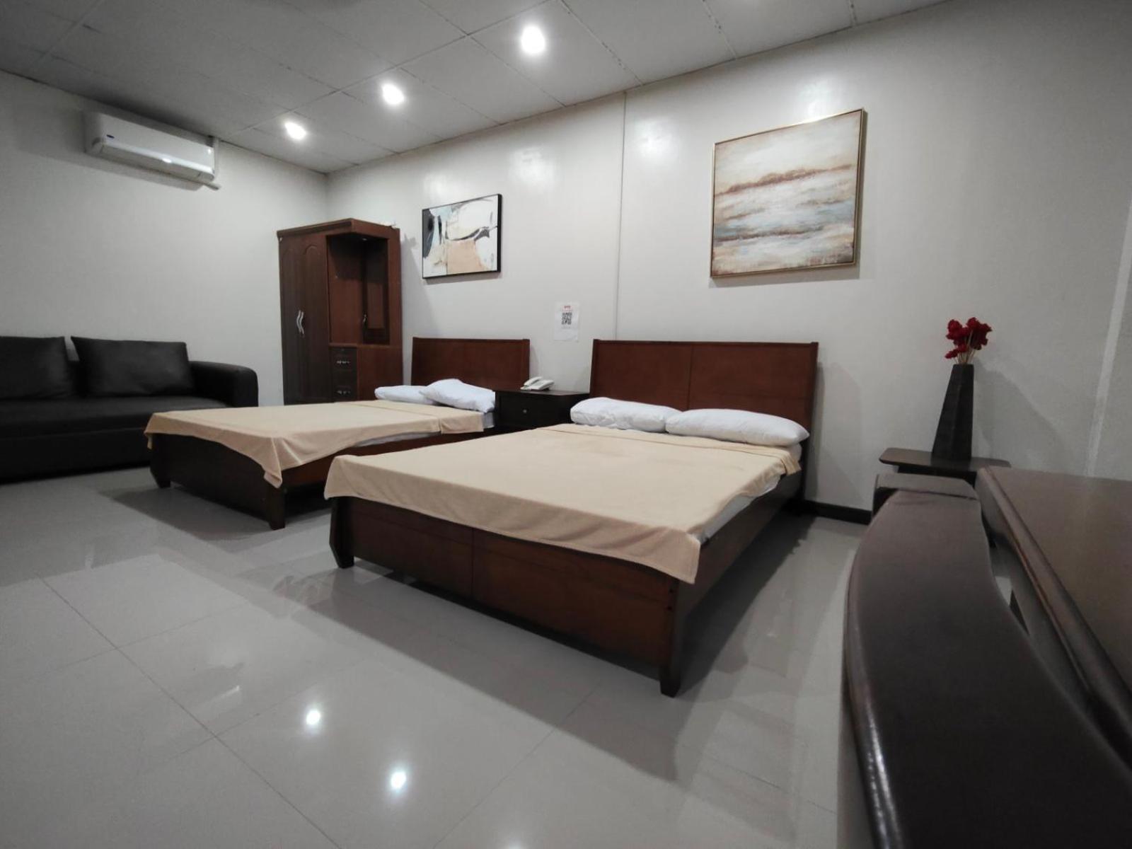 La Belladoza Near Airport Hotel Paranaque City Exterior photo